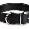 RF-6012-Collar de perro de cuero negro en detalle Collar Ancho de Cuero para Perros Grandes 5 cm – Artesanal y Resistente
